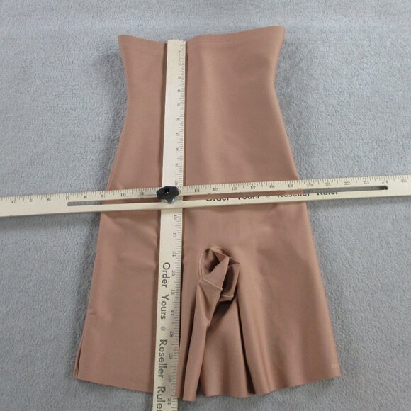 SKIMS Seamless Sculpt Mid Thigh Shorts Womens Medium Sienna Tan Shaping NWOT - Picture 5 of 7
